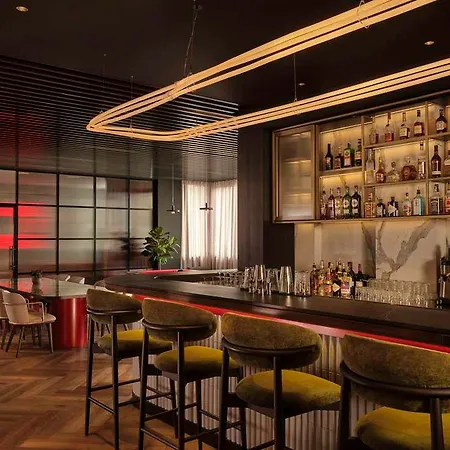 Hotel Radisson Red