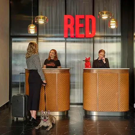 Radisson Red *